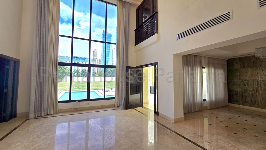 Casa en Venta en Costa del Este 26EPP8126