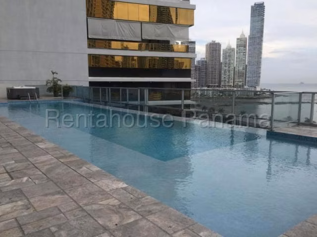 Apartamento en Alquiler en Avenida Balboa. PH WATERS ON THE BAY.  26LDC9050