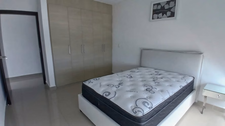 ALQUILER DE APARTAMENTO EN PH TOP TOWER