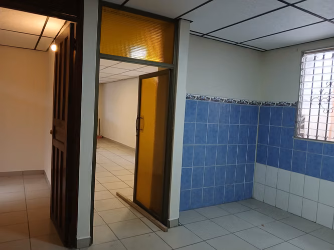 SE VENDE CASA EN VACAMONTE, 3R, 2B, ESTACIONAMIENTO PARA 3 AUTOS