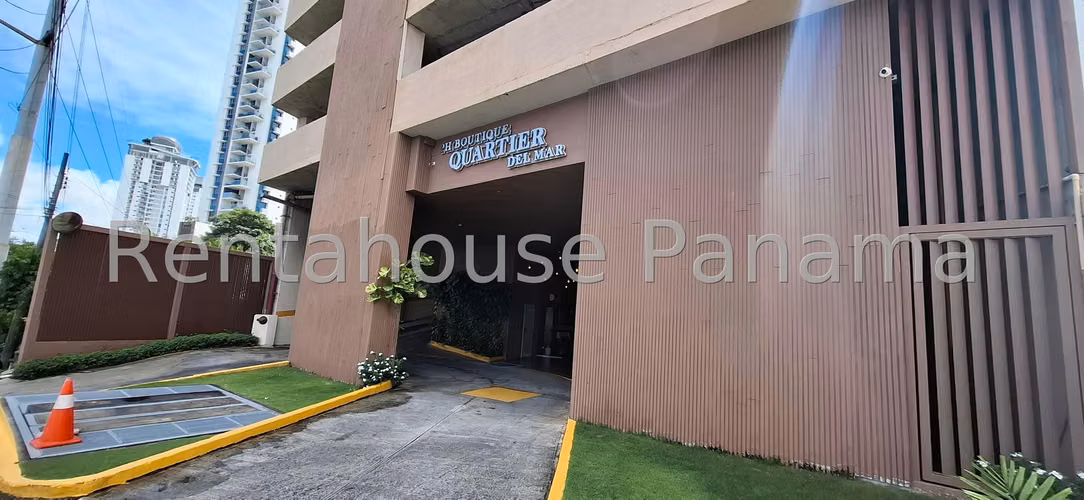 Se Vende Apartamento en Coco del Mar VLU26-4341