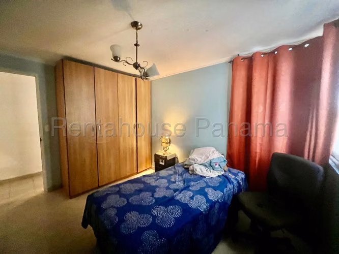 Se Alquila Apartamento en Via España MDV26-8478