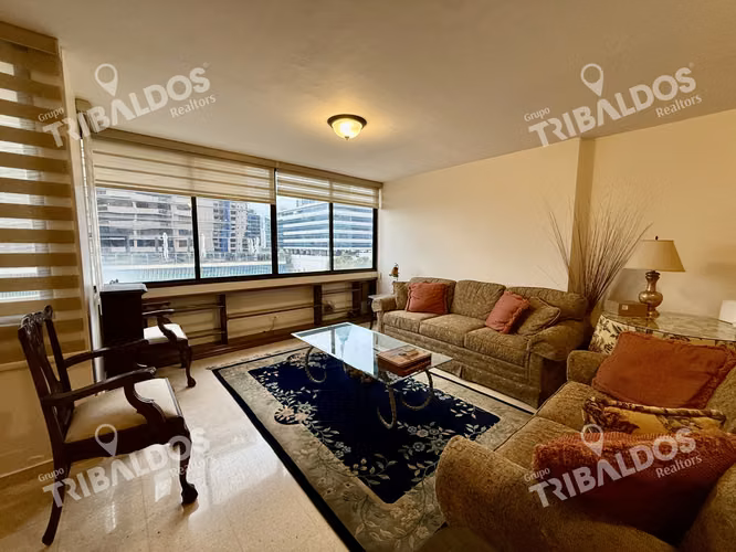 Sale of Apartment in Marfil Building, Obarrio.