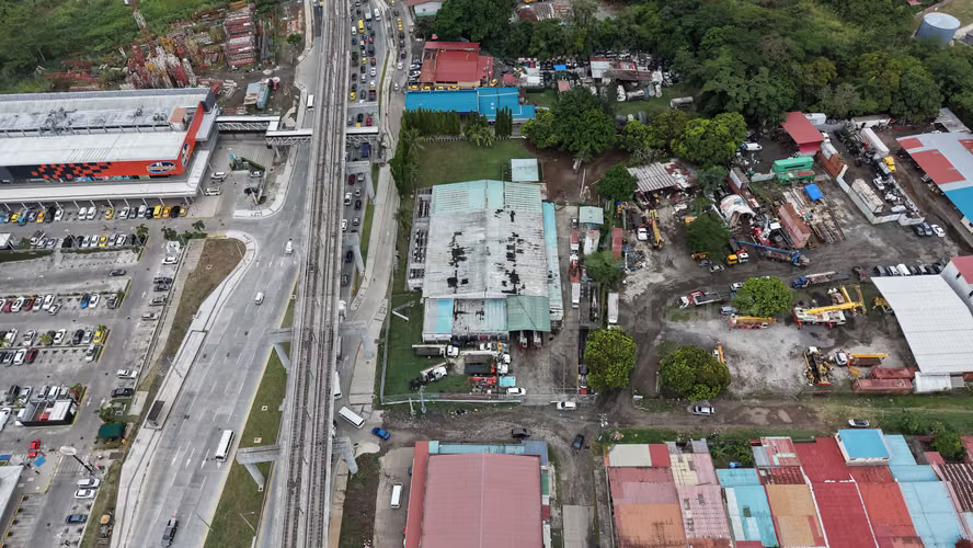 Venta de Terreno en Transístmica