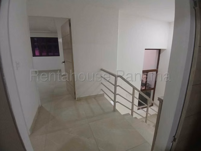 Venta de Casa en San Francisco, Res. Los Flamingos (Solo Cliente Directo) - Imagen 9