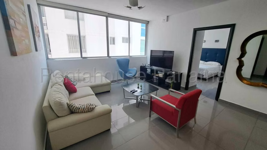 MB26-9045 Apartment Rental in San Francisco Ph Ph Quartier 74 Direct Client Only