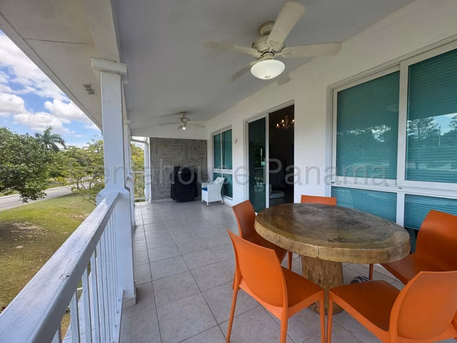 Vendo Apartamento en Playa Blanca BIJAO OF 26-9058