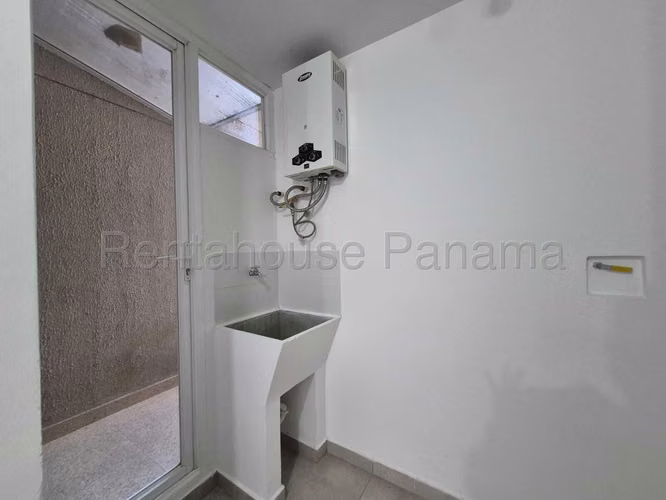 Alquiler de Apartamento en Brisas Del Golf Ph Hacienda Golf KC