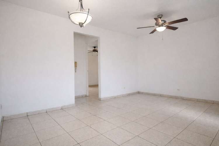APARTAMENTO  VIA PORRAS VACIO O LINEA BLANCA 