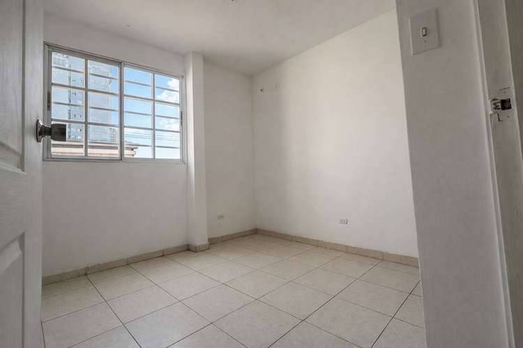 APARTAMENTO  VIA PORRAS VACIO O LINEA BLANCA  - Imagen 4