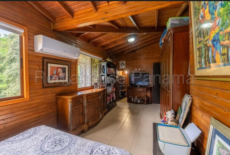 Venta de Casa en El Chiru ANL