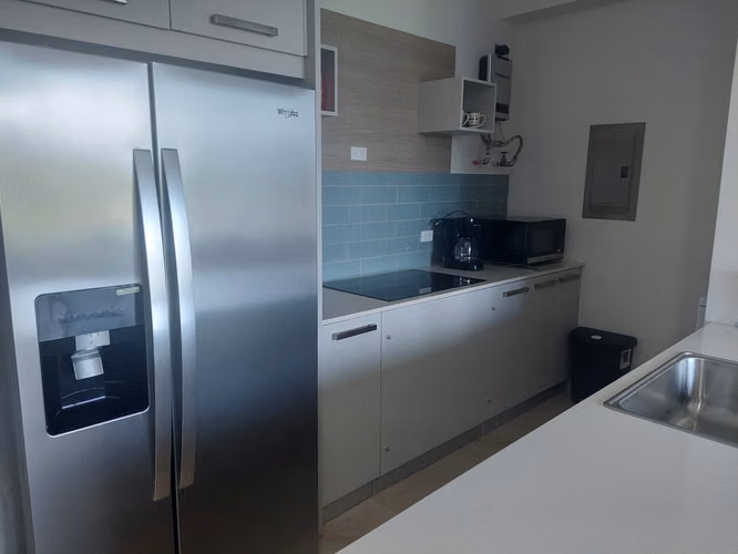 LINDO APARTAMENTO FRENTE A LA PLAYA AMUEBLADO