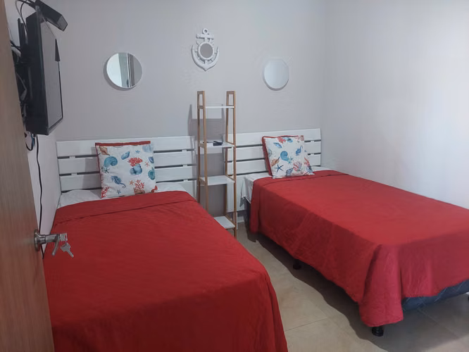 LINDO APARTAMENTO FRENTE A LA PLAYA AMUEBLADO