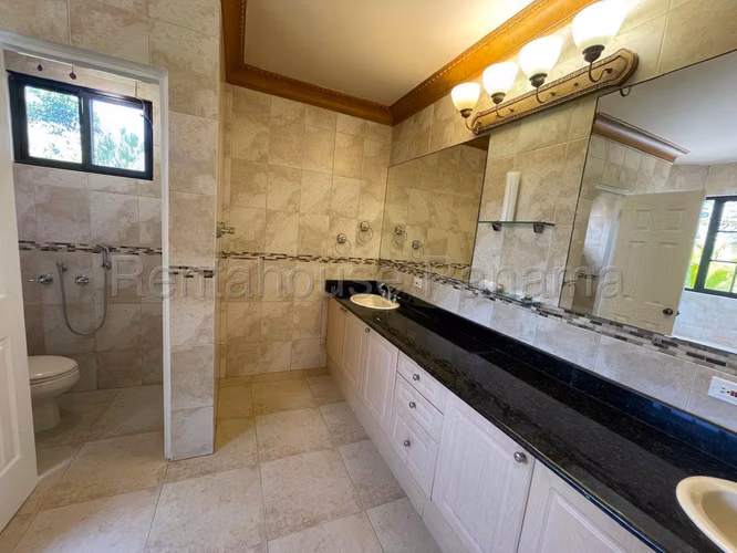Alquiler de Casa en Clayton 26LBR8985