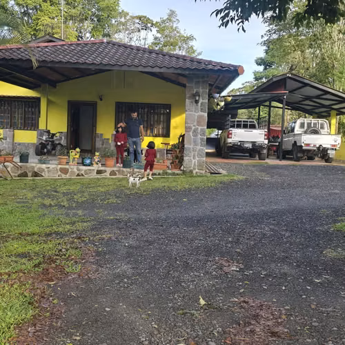 Hermosa Finca con casa en Cordillera - Imagen 4