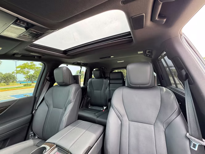 2026 LEXUS LX 600