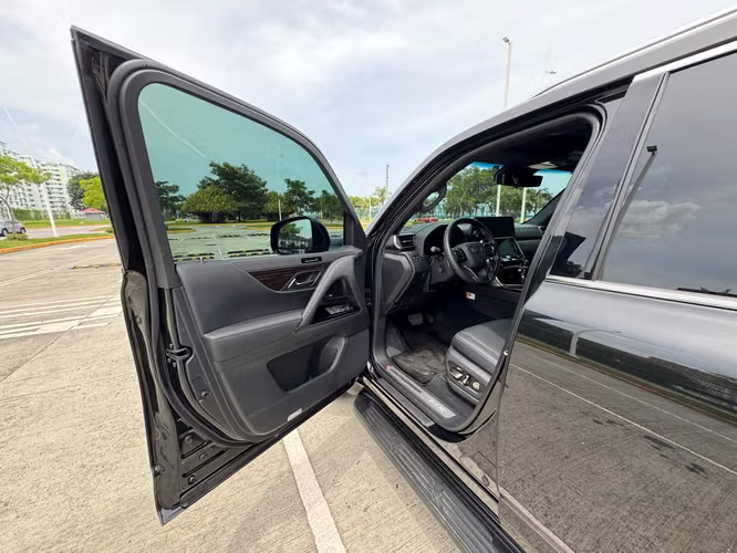 2026 LEXUS LX 600