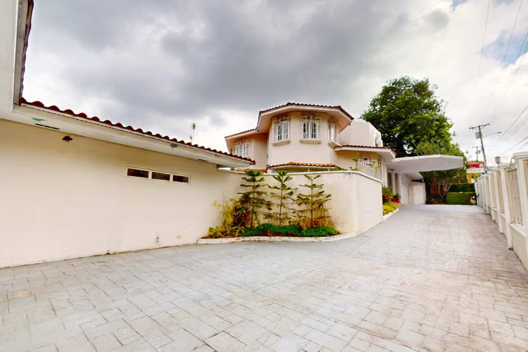 RESIDENCIA EXCLUSIVA EN DOS MARES - Imagen 3