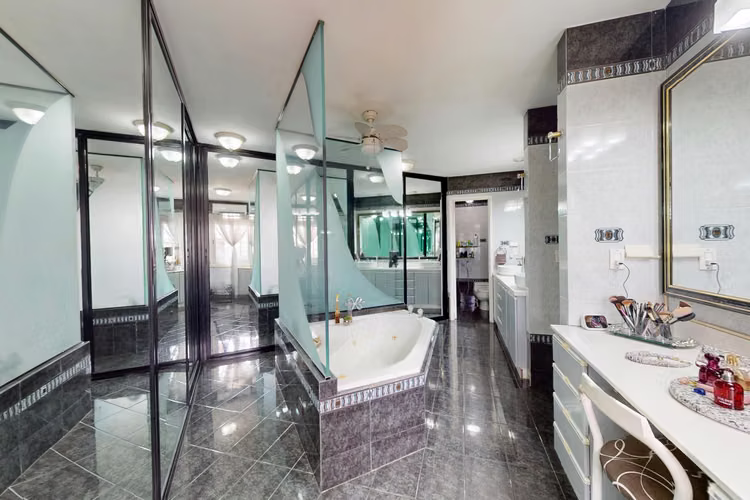 RESIDENCIA EXCLUSIVA EN DOS MARES - Imagen 17
