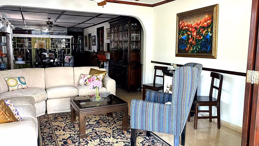 ¡Hermosa Casa en Villas de Las Fuentes! 3 Rec + Den, Terraza y Jardín
