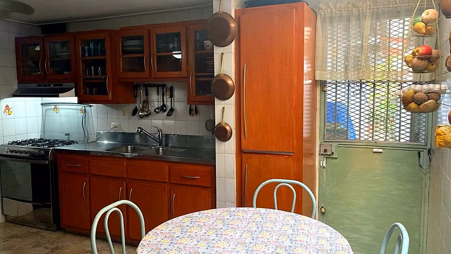 ¡Hermosa Casa en Villas de Las Fuentes! 3 Rec + Den, Terraza y Jardín