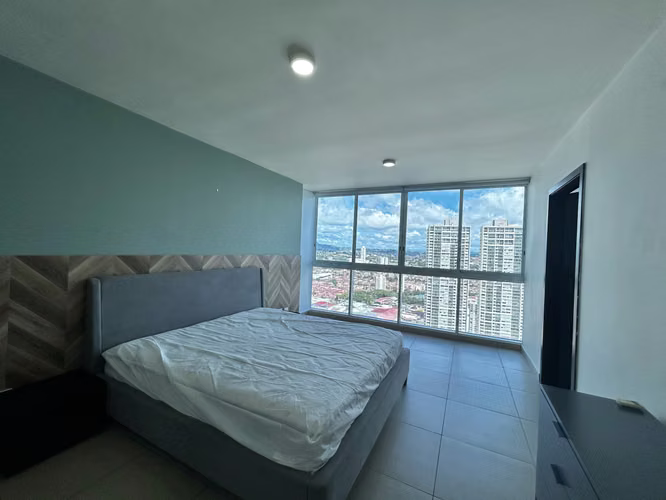 SE ALQUILA APARTAMENTO AMOBLADO – PH COUNTRY CLUB, COSTA DEL ESTE