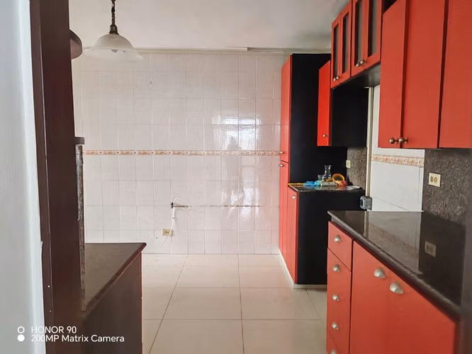 Venta de Apartamento en El Dorado con Vista Panorámica y Área Social - Imagen 4