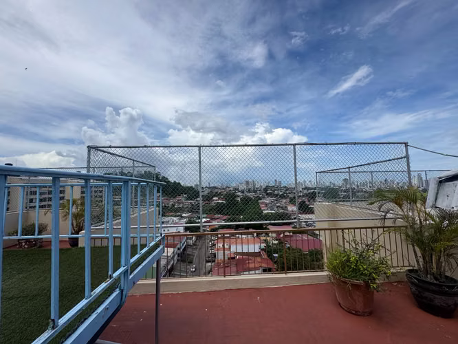 Venta de Apartamento en El Dorado con Vista Panorámica y Área Social - Imagen 18