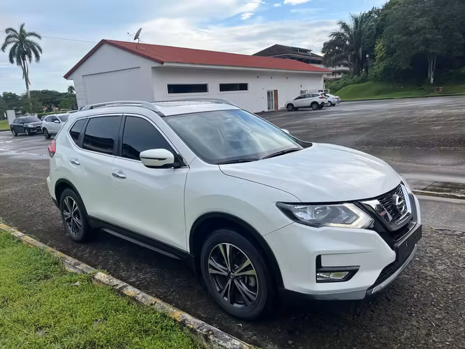 Vendo Nissan X-Trail 2020 49.000 Km.  Excelentes Condiciones