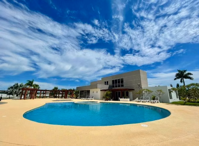 Casa en alquiler - Costa Sur RG