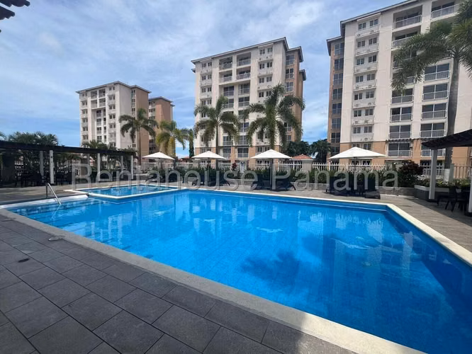 Se Vende Apartamento en Versalles LA26-6375
