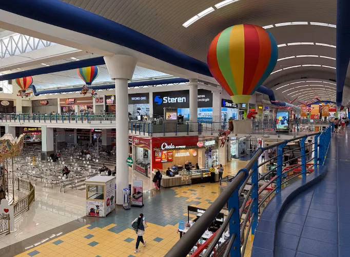 Alquiler de Local Comercial en Albrook Mall, 110m²
