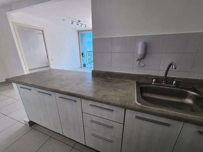 Se vende apartamento en Carrasquilla RG - Imagen 3