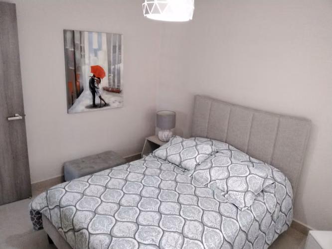 HERMOSA Y ACOGEDORA CASA AMOBLADA O SIN AMOBLAR - Imagen 16