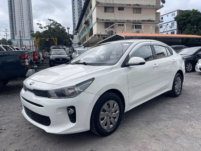 KIA RIO 2020 AUTOMATICO