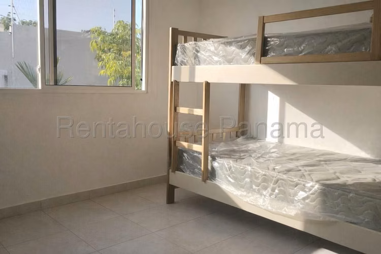 Venta de Casa en Brisas del Golf MPS26-7354