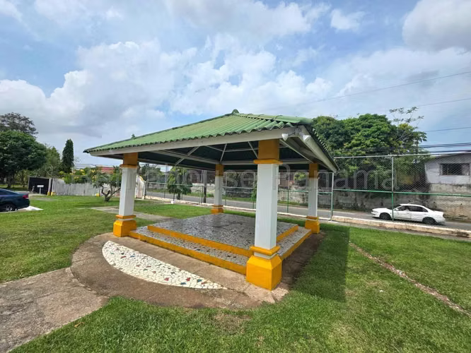 VENTA DE CASA EN LOS LAURELES VILLA ZAITA HQ