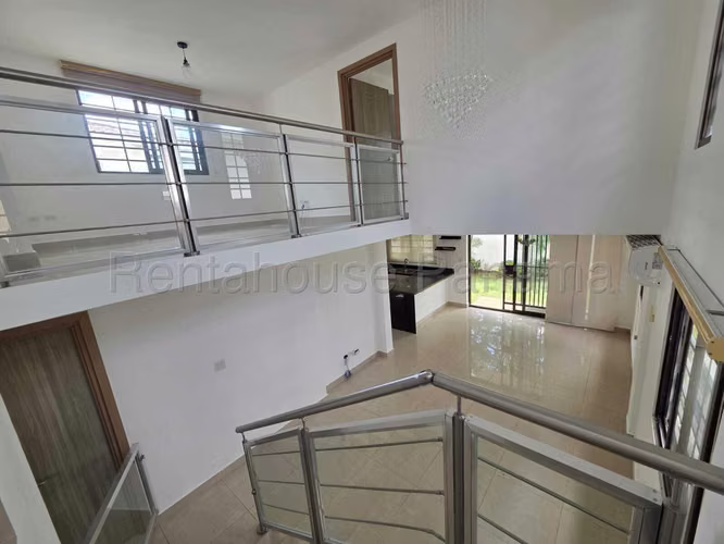 VENTA DE CASA EN SUMMER VILLAGE MILLA 8 HQ