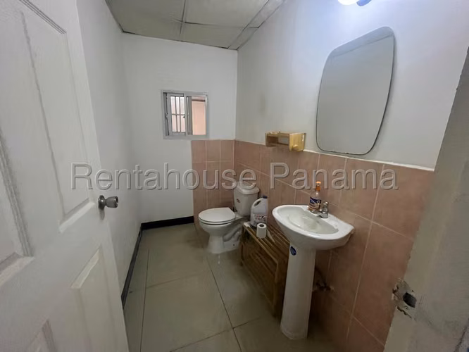 VENTA DE LOCAL EN GALERA PACORA HQ