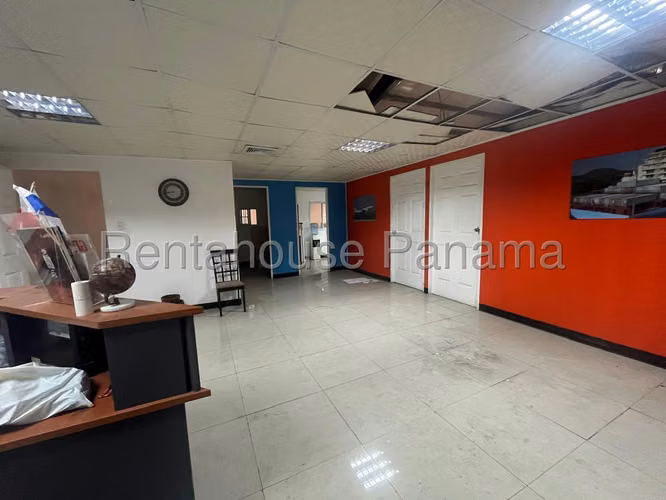 VENTA DE LOCAL EN GALERA PACORA HQ