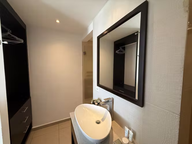 Oportunidad de Inversion Se vende apartamento en Playa Blanca - Imagen 7