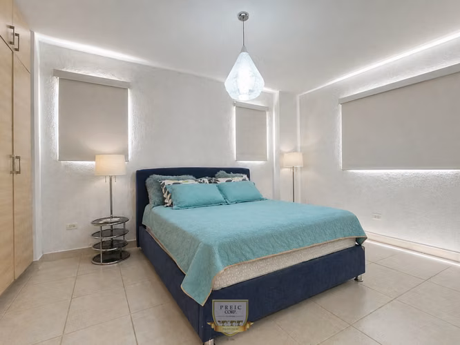 Casa Remodelada y Amoblada en Venta en Brisas Norte PH Victoria, Brisas del Golf