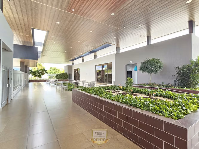 Casa Remodelada y Amoblada en Venta en Brisas Norte PH Victoria, Brisas del Golf
