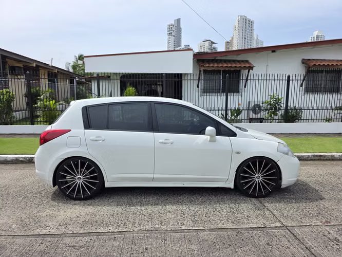 Nissan Tiida 2008 Automatico 1 Solo Dueño Poco Uso Buenas Condiciones Precio 4,999 NEGOCIABLE