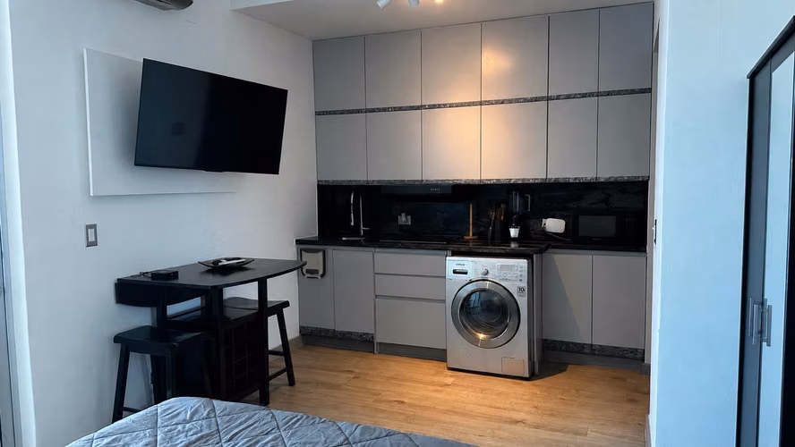 Apartamento tipo estudio amueblado Avenida Balboa - Imagen 3