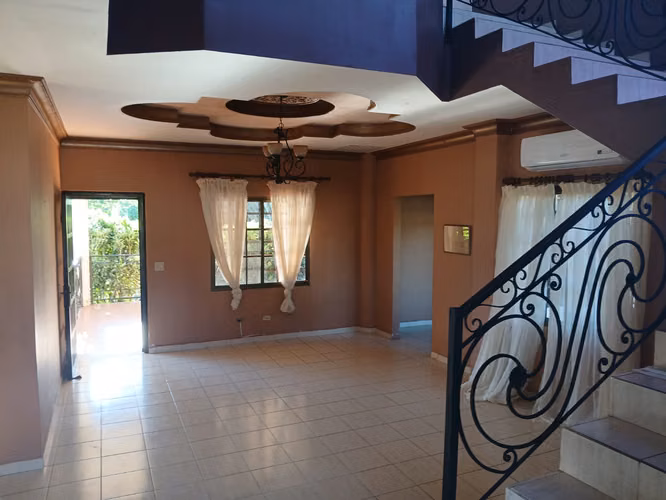 Se vende hermosa casa de 2 plantas en la mejor zona de David Terronal - Imagen 19