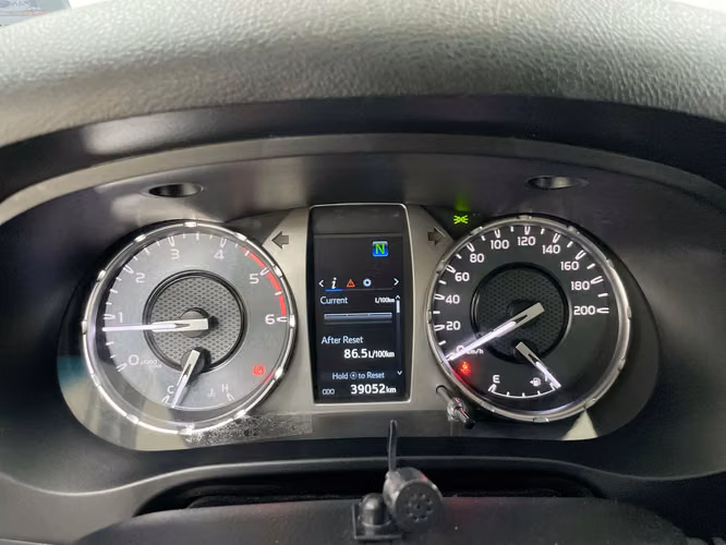 TOYOTA HILUX - 2025 - PPHA - Automarket - Imagen 7