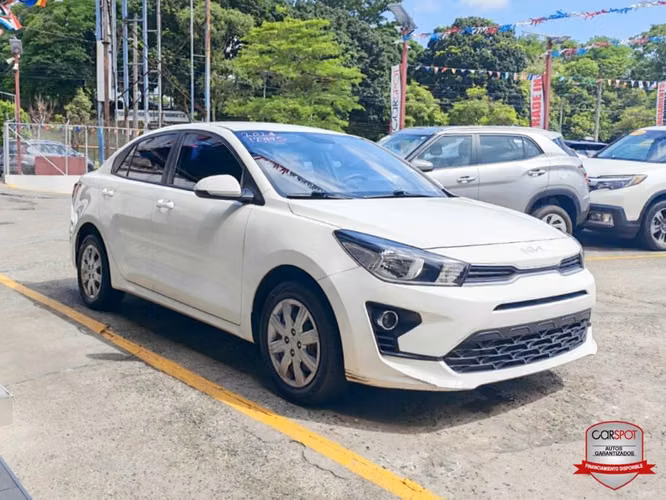 Kia Rio 2024 Automática EF3363 - Imagen 3