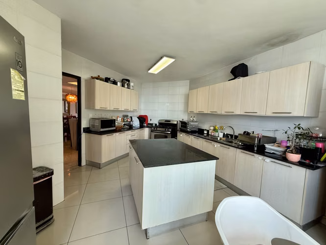 Venta de Apartamento PH Highland View - Imagen 5