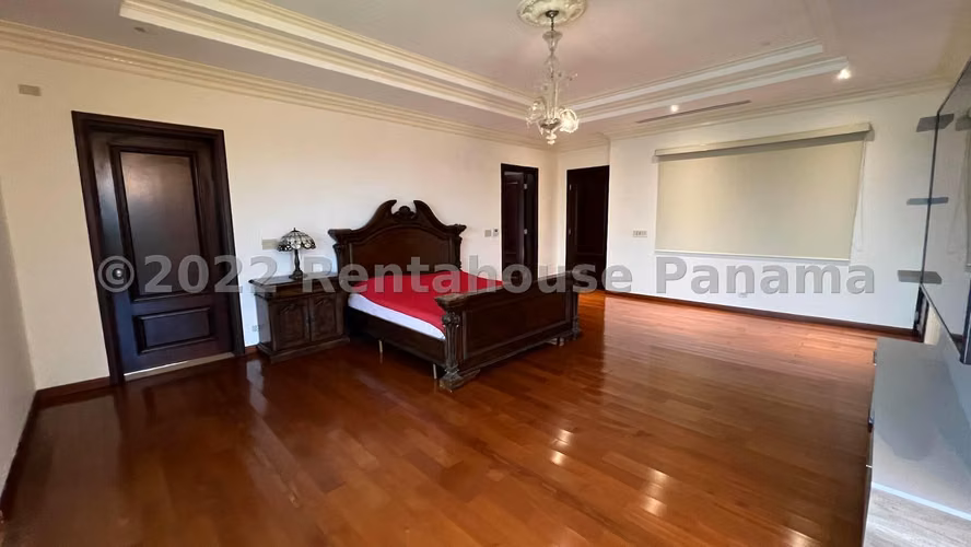 Venta de Casa en Santa Maria - Imagen 6